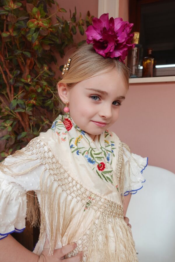 MANTONCILLO ANTIGUO NIÑA BEIGE