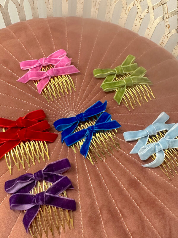PAR PEINECILLOS LAZOS TERCIOPELO (elegir color)