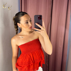 TOP/ FALDA PERFORADA ROJA
